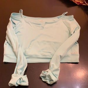 New BEBE sport crop top open shoulders thumbs